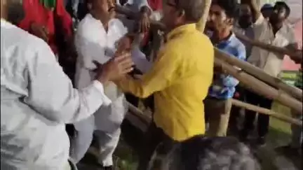 चास: बोकारो में राज्यपाल की सभा के बाद ज़बरदस्त धक्का-मुक्की, वीडियो वायरल