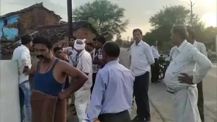 रैपुरा: रैपुरा में जलभराव से जूझ रहे ग्रामीणों में जगी राहत की उम्मीद,  तहसीलदार द्वारा गठित टीम ने किया निरीक्षण