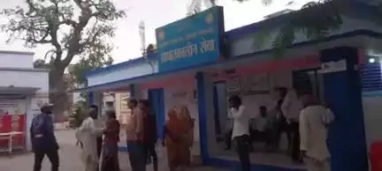 कुचायकोट: थाना के मलही पेट्रोल पंप के पास बाइक सवार अनियंत्रित होकर गिरा, एक महिला जख्मी
