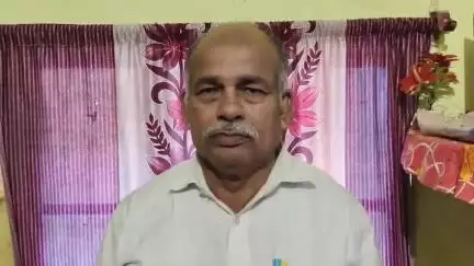 कानपुर ब्रेकिंग न्यूज़
इंस्पेक्टर बाबू पुरवा ने पत्रकार को थाने में धमकाया हृदय रोग से ग्रसित पत्रकार की हालत बिगड़ी*
