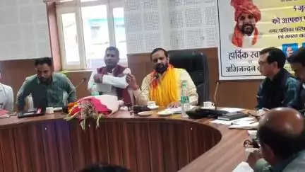 पौड़ी: दर्जा राज्य मंत्री ने CM की वन टाइम सेटलमेंट योजना का जताया आभार, पौड़ी में सफाई कर्मचारियों की समस्याओं पर की चर्चा
