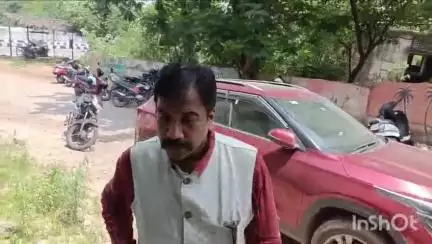 పెందుర్తి: చట్టాన్ని చేతిలో తీసుకుంటున్నారు రాష్ట్ర పోలీసులు హోంమంత్రి ఎవరో చంద్రబాబు నిర్ధారించాలి తెలుగు శక్తి అధ్యక్షుడుబివి రామ