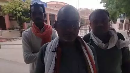 बूंदी: बड़ा नयागांव के ग्रामीणों ने उचित कानूनी कार्रवाई के लिए कलेक्ट्रेट में डीएम को दिया ज्ञापन