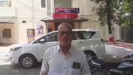 नरसिंहपुर: शादी में अछूत भोजन से मना करने पर ग्रामीण से मारपीट, पीड़ित ने एसपी ऑफिस में एसपी को दिया आवेदन