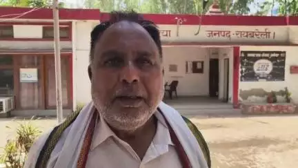 रतापुर निवासी पीड़ित ने सलोन तहसील के लेखपाल और उसके सहयोगी पर लड़की भगाने का आरोप लगाया, थाने और SP से लगाई गुहार