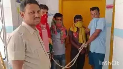 बांका: बांका जिले में उत्पाद विभाग ने अभियान चलाकर शराब के साथ 4 लोगों को किया गिरफ्तार
