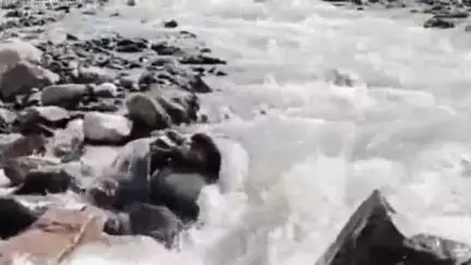 कल्पा: जिले के निचले क्षेत्रों में नदी-नालों का जलस्तर बढ़ा, प्रशासन ने पर्यटकों और लोगों से की एहतियात बरतने की अपील