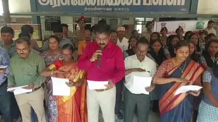 திருவண்ணாமலை: கிரிவலப்பாதை அரசு மேல்நிலைப் பள்ளியில் போதைப் பொருள் ஒழிப்பு குறித்த விழிப்புணர்வு நிகழ்ச்சியில் மாவட்ட ஆட்சியர் பங்கேற்பு