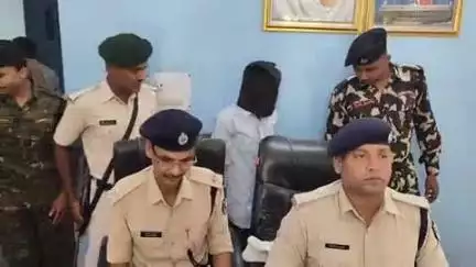 झाझा: पूर्व नक्सली एरिया कमांडर नरेश रविदास उर्फ पाताल गिरफ्तार, एसपी व मुखिया हत्या में शामिल, झाझा थाना में हुआ PC
