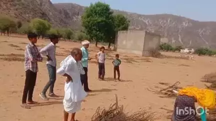 दौसा: सिंडोली में अतिक्रमण पर पीला पंजा चला, कुंडल तहसीलदार राकेश जैन ने 30 साल पुराना रास्ता खुलवाया