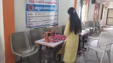 મહુવા: મહુવા નગરપાલિકા દ્વારા પ્લાસ્ટિકનું પ્રદૂષણ અટકાવવા My theli ઇવેન્ટ અભિયાન નો પ્રારંભ કરવામાં આવ્યો