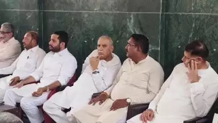 थानेसर: कांग्रेस पर्यवेक्षक कुलजीत नागर ने संगठन बनाने के लिए पंजाबी धर्मशाला, कुरुक्षेत्र में ज़िला कार्यकर्ताओं की बैठक ली