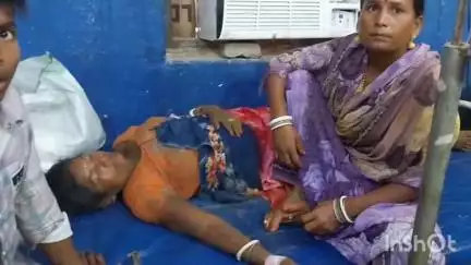 नारदीगंज: पंचछका गांव में करंट लगने से एक महिला की हालत गंभीर, नवादा रेफर किया गया