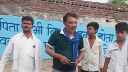 महावन: बलदेव के कंजौली घाट क्षेत्र में सौंदर्य करण के नाम पर ग्राम प्रधान और सचिव पर लगा आरोप  #jansamasya