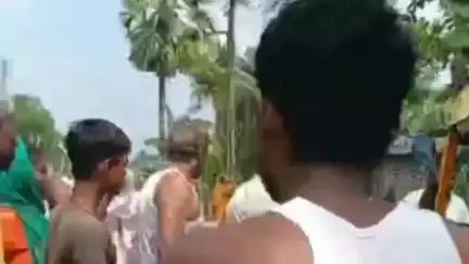 बंदरा: गोविंदपुर छपरा गांव के पास बाइक की टक्कर से एक बालक गंभीर रूप से घायल, पुलिस को देखकर सब फरार