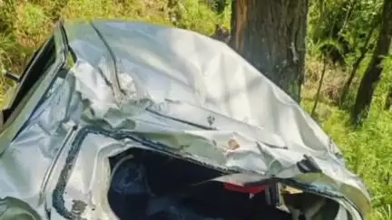 चिन्यालीसौड़: धरासू-महरगांव मोटर मार्ग पर एक वाहन दुर्घटनाग्रस्त हुआ