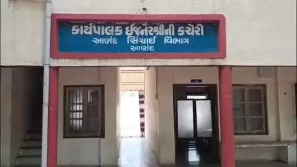 આણંદ શહેર: અમીન ઓટોથી મોઞરી સાડા ત્રણ કીલોમીટર વરસાદી પાણી નીકાલ માટે ના કાંસ ની સાફ સફાઈ શરૂ કરવામાં આવી