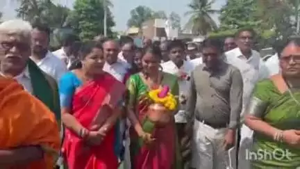మల్టీ స్పెషాలిటీ హాస్పిటల్ ను ప్రారంభించిన రాష్ట్ర మంత్రి గుమ్మిడి సంధ్యారాణి