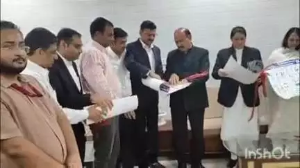 दौसा: जिला विधिक सेवा प्राधिकरण व जिला बाल संरक्षण इकाई ने 'चुप्पी तोड़ो और कहो, दुर्व्यवहार अब और नहीं' पोस्टर का किया विमोचन
