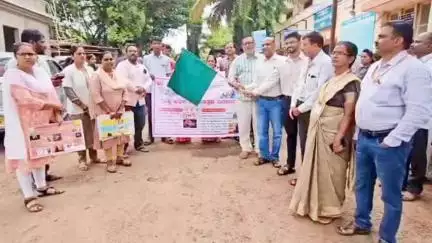 ಹುಕ್ಕೇರಿ: ತಂಬಾಕು ಉತ್ಪನ್ನ ತ್ಯಜಿಸಿದರೆ ಉತ್ತಮ ಆರೋಗ್ಯ ಪಡೆಯಬಹುದು: ಪಟ್ಟಣದಲ್ಲಿ ಡಾ. ಉದಯ ಕುಡಚಿ