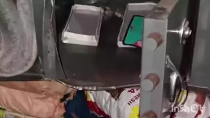 मितौली: खखरा गांव में एक घर से चोरों ने ₹55 हजार नकद व लाखों के जेवर किए चोरी, पीड़ित ने दी तहरीर