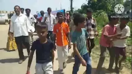 వర్ని: నాణ్యమైన విద్య కోసం విద్యార్థులను ప్రభుత్వ పాఠశాలలో చేర్పించాలి: రుద్రూరులో ఎంఈఓ శ్రీనివాసరావు