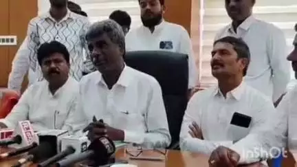 ಚಿಕ್ಕಮಗಳೂರು: ಈ ಸರ್ಕಾರಕ್ಕೆ ದೇವರೇ ಬುದ್ದಿ ಹೇಳಬೇಕು, ನಗರದಲ್ಲಿ ಸರ್ಕಾದ ವಿರುದ್ಧ ಕಿಡಿಕಾರಿದ‌ ಸಂಸದ ಕೊಟಾ ಶ್ರೀನಿವಾಸ್ ಪೂಜಾರಿ