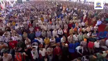 उधमपुर-श्रीनगर-बारामुल्ला रेल लाइन परियोजना एक नये, सशक्त जम्मू और कश्मीर का प्रतीक है - प्रधानमंत्री नरेंद्र मोदी