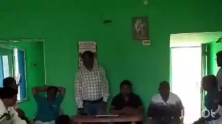 শালতোড়া: পাবড়া মোড়ে সালমা অঞ্চল তৃণমূলের কার্যালয়ে অঞ্চল তৃণমূলের তরফে বিশেষ সাংগঠনিক বৈঠক ও আলোচনার সভা অনুষ্ঠিত হল