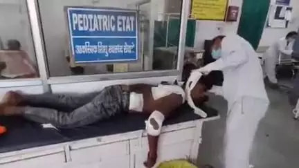 डिंडौरी: भूसंडा गांव में मोटरसाइकिल अनियंत्रित होकर दुर्घटनाग्रस्त, पति-पत्नी घायल, अस्पताल में इलाज जारी