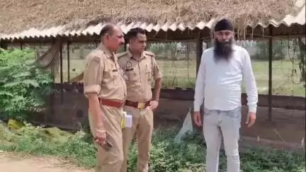 पुवायां: हसनापुर गांव में मुर्गी फार्म से ₹50,000 की चोरी की घटना को दिया अंजाम, पुलिस कर रही जांच