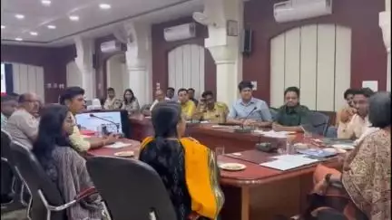 बीकानेर: जिला कलेक्ट्रेट सभागार में आयोजित हुई हेरिटेज संरक्षण एवं संवर्धन कमेटी की बैठक, डीएम नम्रता वृष्णि रही मौजूद