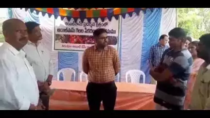 పెద్దపల్లి: ఆయిల్ ఫామ్ సాగుకు రైతులు ముందుకు రావాలన్న జిల్లా కలెక్టర్ కోయశ్రీ హర్ష