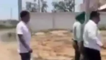 अम्बाला: अम्बाला शहर: मनोनीत पार्षद संदीप सचदेवा ने रेलवे अधिकारियों के साथ 2 किमी रेलवे पुलियों का दौरा किया