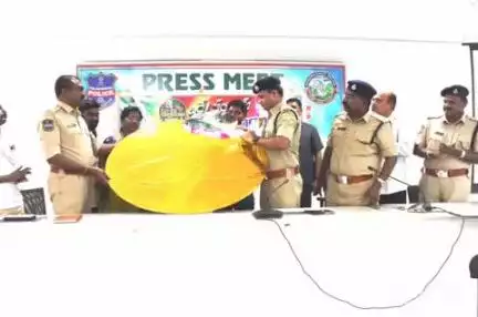 నాగర్ కర్నూల్: మాదకద్రవ్యాలకు బానిసై జీవితాలను నాశనం చేసుకోవద్దు : జిల్లా ఎస్పీ గైక్వాడ్ వైభవ్ రఘునాథ్