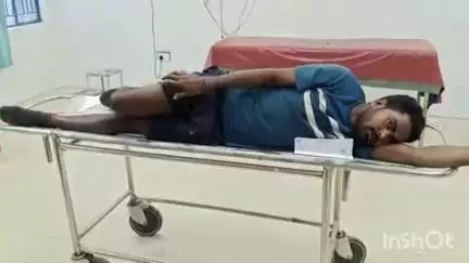 भभुआ: भभुआ स्टेडियम में होमगार्ड की बहाली के दौरान दौड़ लगाते वक्त एक अभ्यर्थी गिरकर घायल, सदर में इलाज जारी