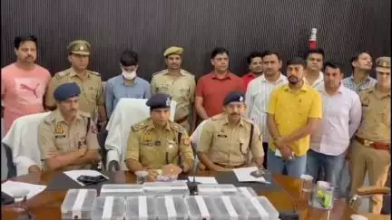 मुज़फ्फरनगर: रामराज पुलिस ने अवैध तमंचों की तस्करी करने वाले एक आरोपी को गिरफ्तार कर भारी मात्रा में अवैध हथियार किए बरामद