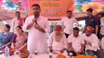 बीकानेर: कैबिनेट मंत्री सुमित गोदारा ने नापासर में ₹40 लाख से बनी सड़कों का किया उद्घाटन