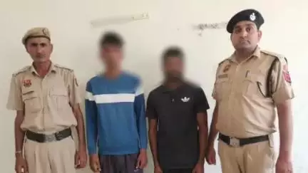 झज्जर: जानलेवा हमला करने के मामले में दो आरोपी गिरफ्तार, आरोपियों से वारदात में इस्तेमाल ब्लेड बरामद