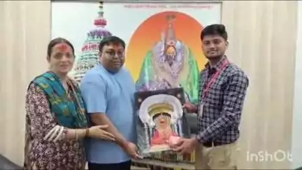 तुळजापूर: तुळजाभवानी मातेच्या चरणी पुण्यातील भाविकाकडुन 51 हजार रुपये देणगी अर्पण