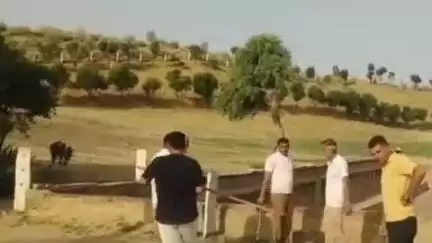 बायतु: बायतु पुलिस टीम ने वंदे गंगा जल संरक्षण-जन अभियान के तहत वीरेंद्र नगर नाडी पर किया श्रमदान, जल संरक्षण का दिया संदेश