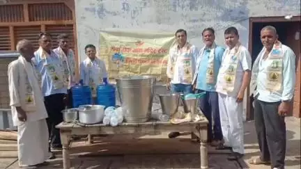 बुहाना: लोक सेवा ज्ञान मंदिर ट्रस्ट सिंघाना 7 वर्षों से निभा रहा परंपरा, निर्जला एकादशी पर कार्यकर्ताओं ने किए सेवाभावी कार्य