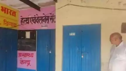 लोहारू: एसडीएम लोहारू द्वारा ढीगावा सब सेंटर का औचक निरीक्षण, दो कर्मचारी ड्यूटी से अनुपस्थित मिले