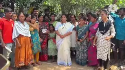 సత్తుపల్లి: రుద్రాక్షపల్లి లో పేదల ముఖంలో చిరునవ్వు చూడడమే ఇందిరమ్మ లక్ష్యం  సత్తుపల్లి ఎమ్మెల్యే  మట్టా రాగమయి