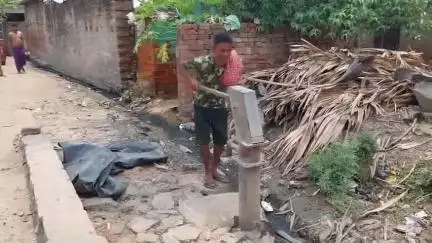 नवादा: नवादा के जैन मंदिर मुसहरी के वार्ड नंबर 4 में पानी की समस्या को लेकर जनता परेशान
#jansamasya