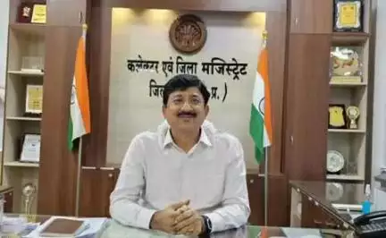 गुना नगर: गुना कलेक्टर किशोर कुमार कन्याल का फेसबुक आईडी हुआ हैक