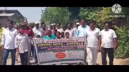 చెన్నూరు: చెన్నూరు నియోజకవర్గ వ్యాప్తంగా ప్రారంభమైన బడిబాట కార్యక్రమం