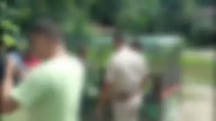 দিনহাটা ২: টোটোতে লুকিয়ে মদ নিয়ে যাওয়ার সময় সাহেবগঞ্জ থানার পুলিশের হাতে গ্রেপ্তার ১ ব্যক্তি