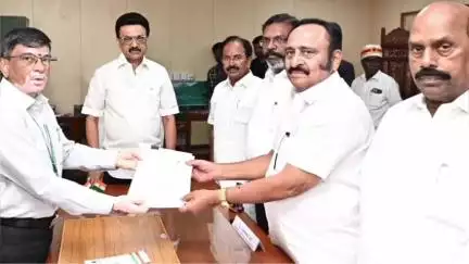 புரசைவாக்கம்: தலைமைச் செயலகத்தில் திமுக அதிமுக எம்பி வேட்பாளர்கள் மனு தாக்கல் - மதிமுக புறக்கணித்தால் பரபரப்பு
