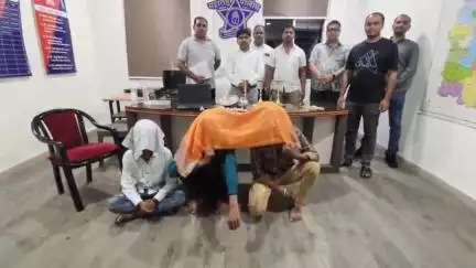 जालना: घरफोडी, चोरी करणारे तीन सराईत आरोपी जेरबंद; 93 हजार 500 रुपये किंमतीचा मुददेमाल जप्त; स्थानिक गुन्हे शाखेची कारवाई